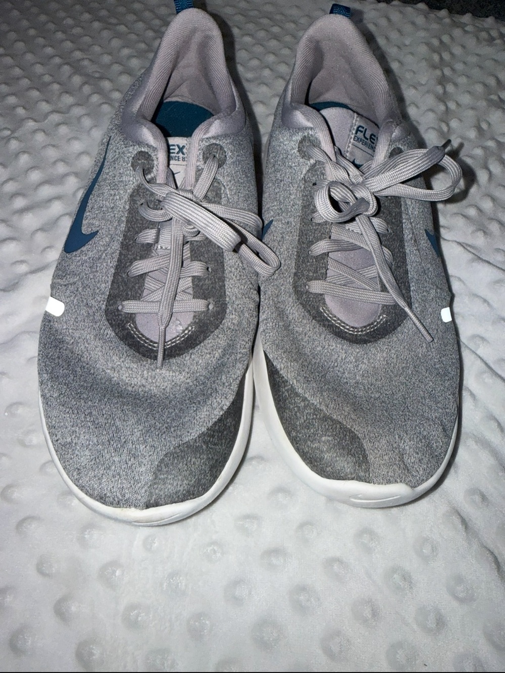 Nike Flex Experience Women’s Running Shoes Size 9.5 Gray